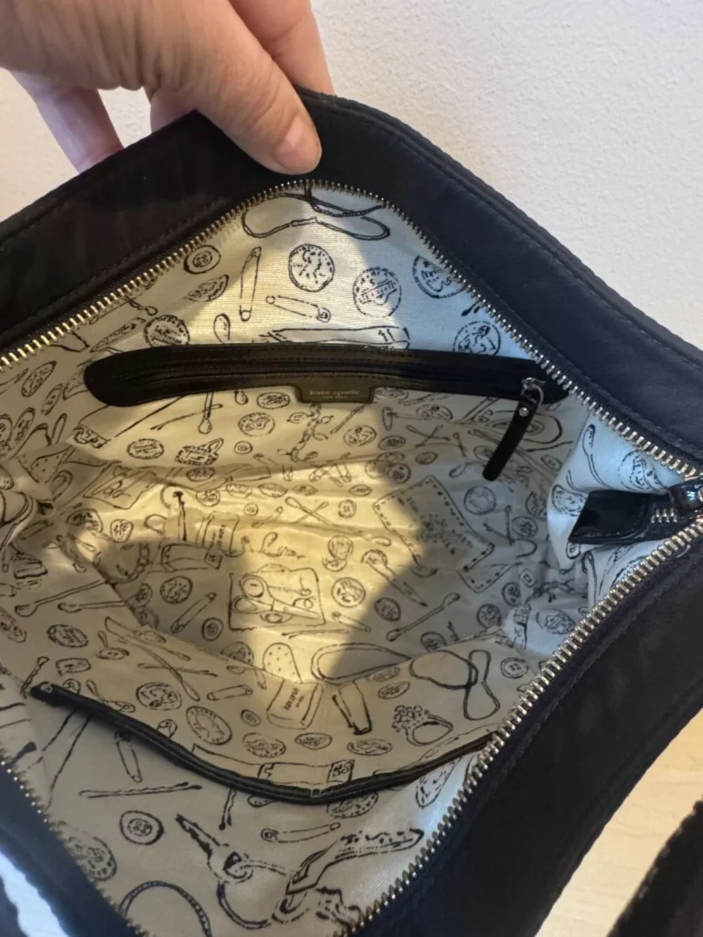 Kate Spade Black Nylon Shoulder Bag – LIGHTWEIGHT & PRACTICAL 🔥